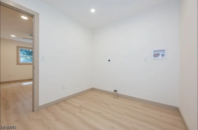 33 Orchard Dr Vernon, NJ 07462