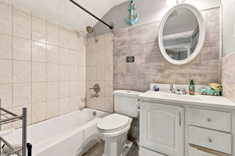 606 Britton St Elizabeth City, NJ 07202