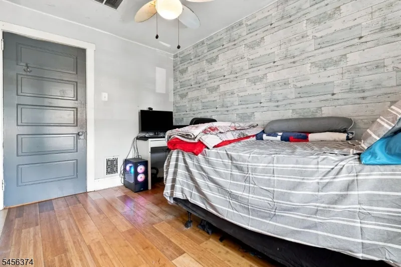 606 Britton St Elizabeth City, NJ 07202