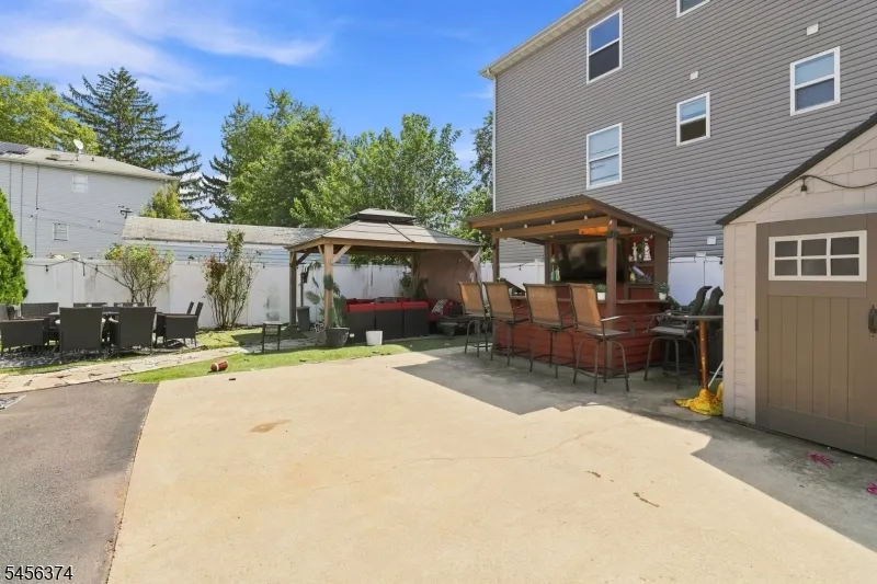 606 Britton St Elizabeth City, NJ 07202