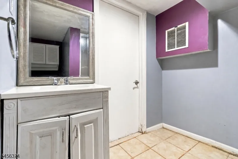 606 Britton St Elizabeth City, NJ 07202