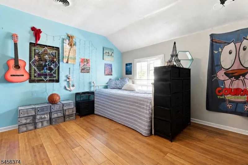 606 Britton St Elizabeth City, NJ 07202