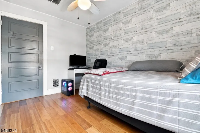 606 Britton St Elizabeth City, NJ 07202