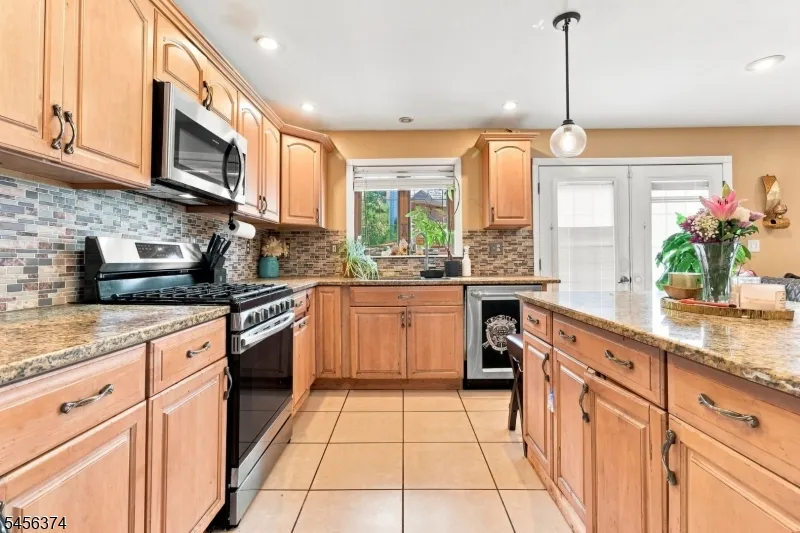 606 Britton St Elizabeth City, NJ 07202