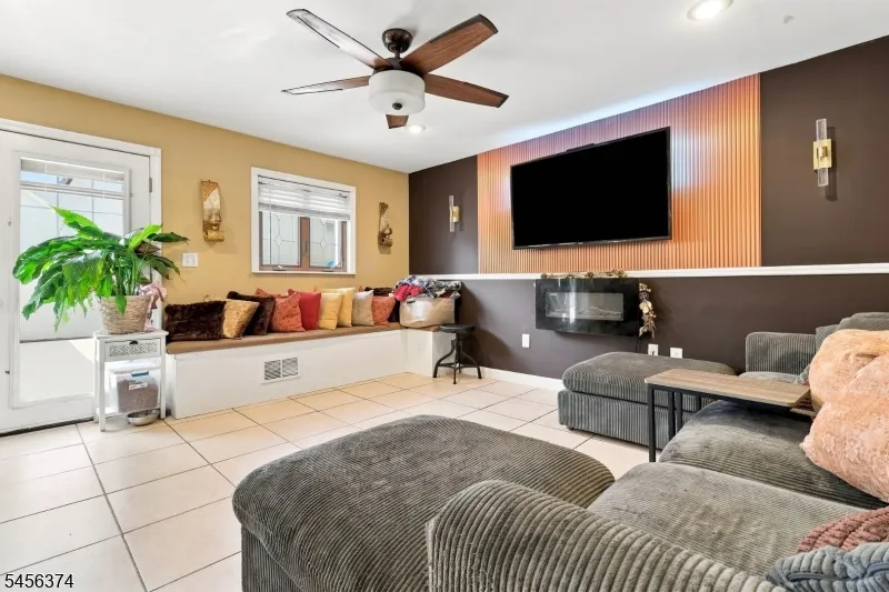 606 Britton St Elizabeth City, NJ 07202
