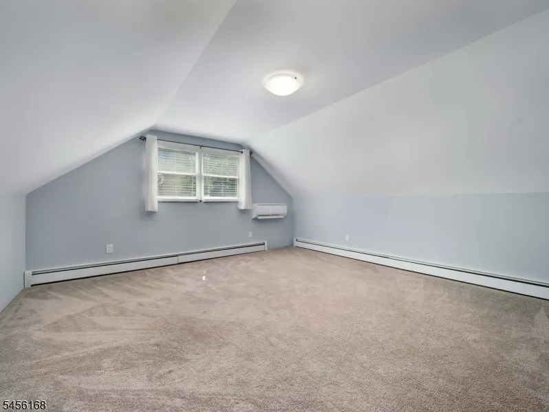 9 Lake Pochung Rd Vernon, NJ 07461