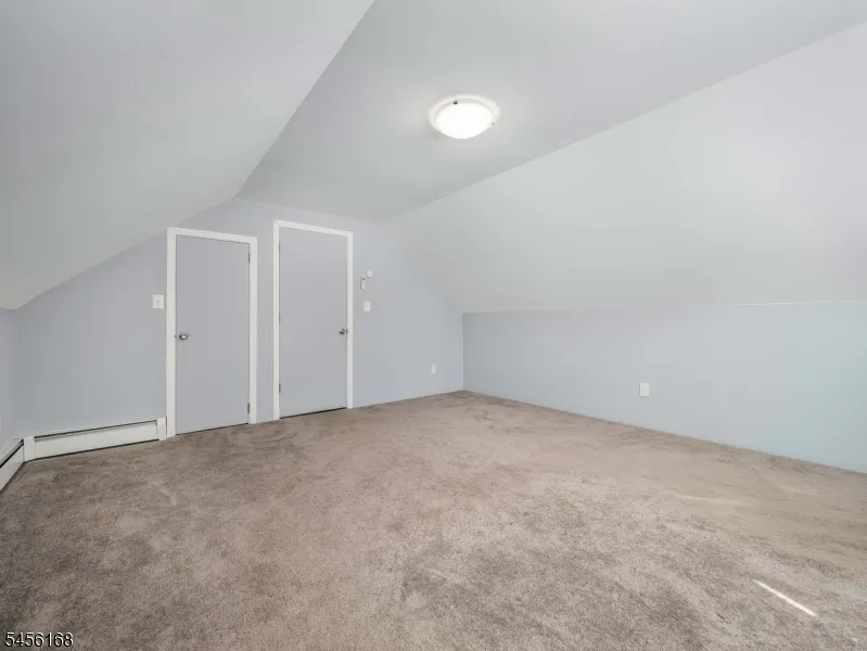 9 Lake Pochung Rd Vernon, NJ 07461