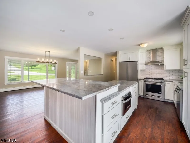 9 Lake Pochung Rd Vernon, NJ 07461