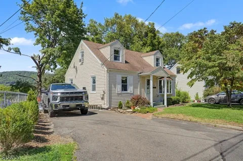 114 Warhol Ave