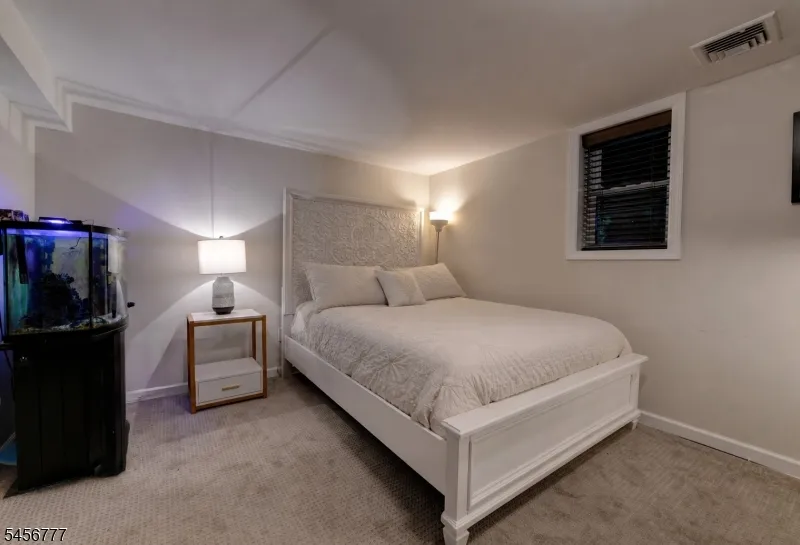 37 White Meadow Rd Rockaway, NJ 07866
