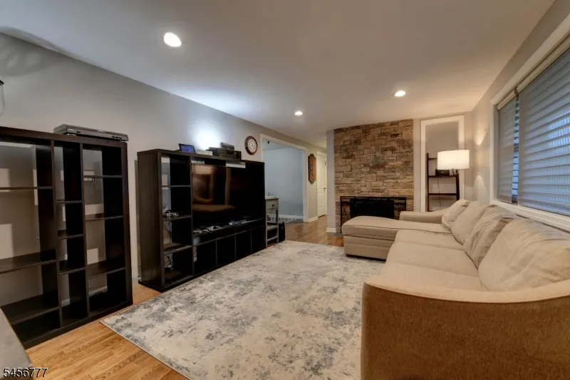 37 White Meadow Rd Rockaway, NJ 07866