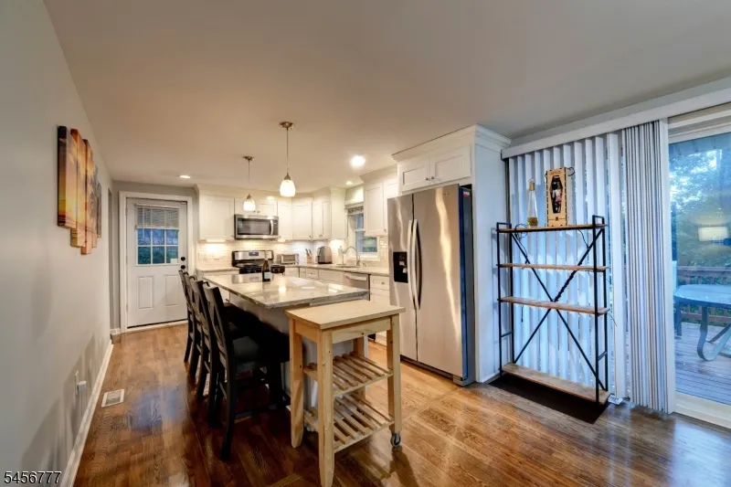 37 White Meadow Rd Rockaway, NJ 07866