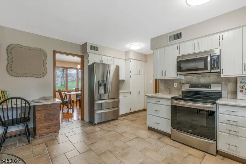 229 Lambertville Hopewell Rd Hopewell, NJ 08525