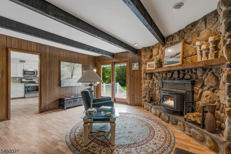 229 Lambertville Hopewell Rd Hopewell, NJ 08525