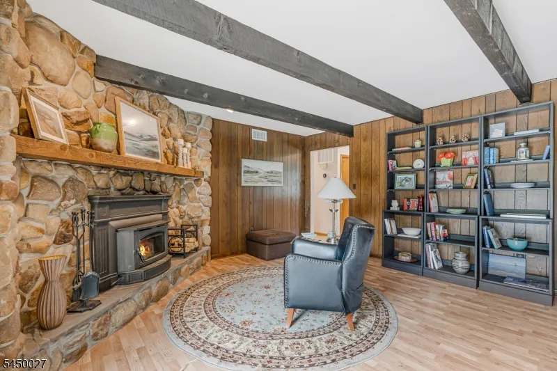 229 Lambertville Hopewell Rd Hopewell, NJ 08525