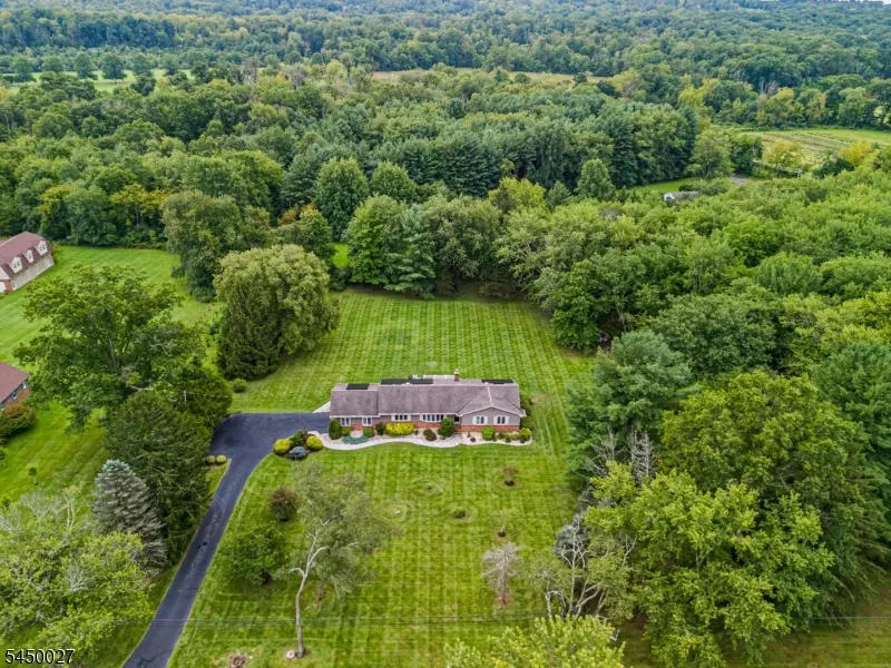 229 Lambertville Hopewell Rd Hopewell, NJ 08525