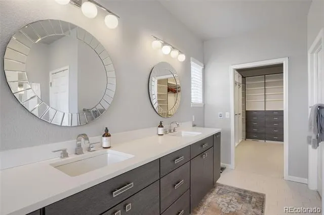 21037 E Nichols Aurora, CO 80016