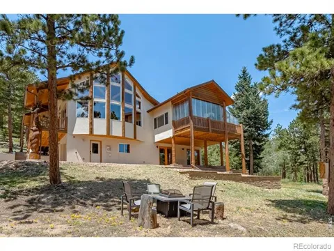 221 Rockledge Circle