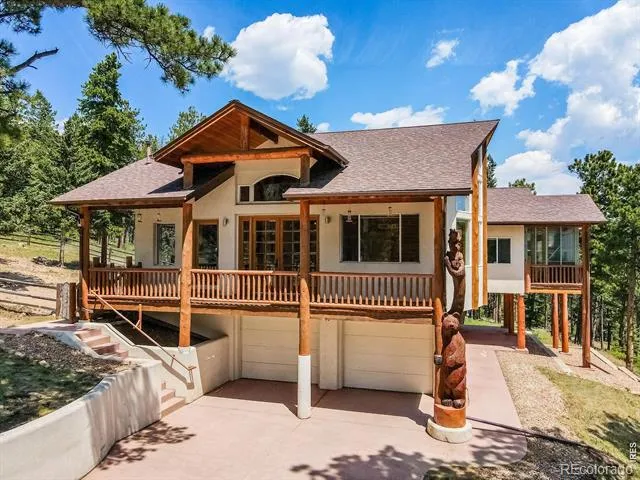 221 Rockledge Circle Lyons, CO 80540
