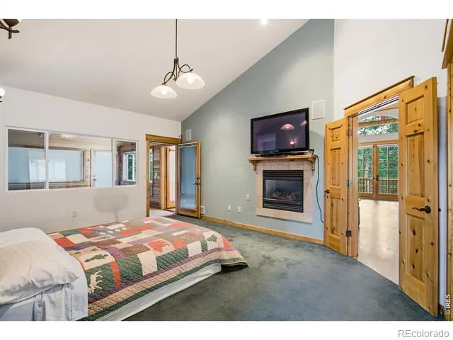 221 Rockledge Circle Lyons, CO 80540