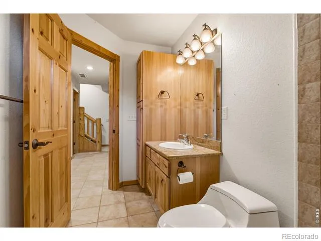 221 Rockledge Circle Lyons, CO 80540