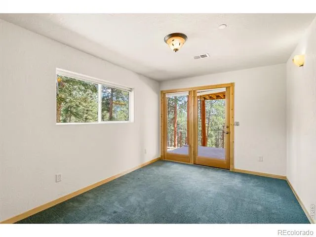 221 Rockledge Circle Lyons, CO 80540