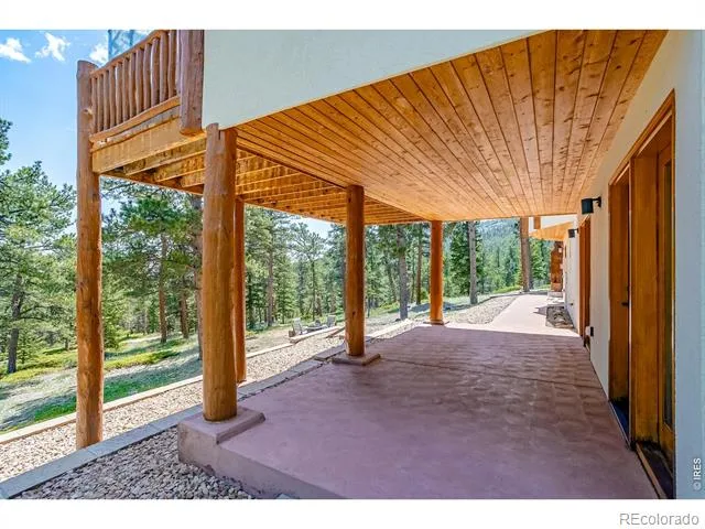 221 Rockledge Circle Lyons, CO 80540
