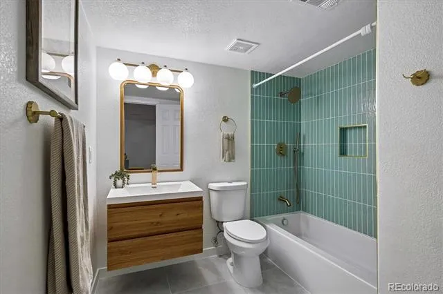 1385 S Ulster Street Denver, CO 80231