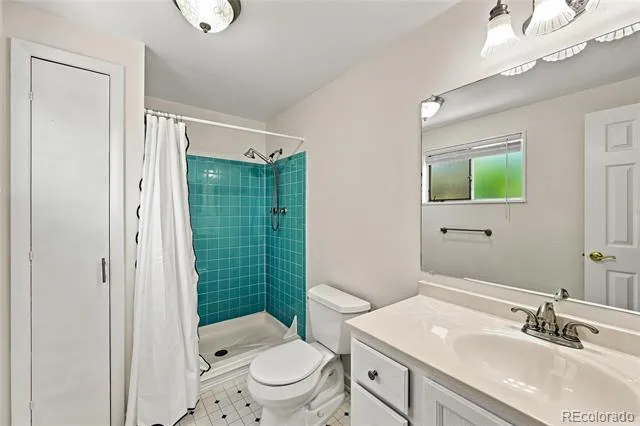 6850 S Downing Circle W Centennial, CO 80122