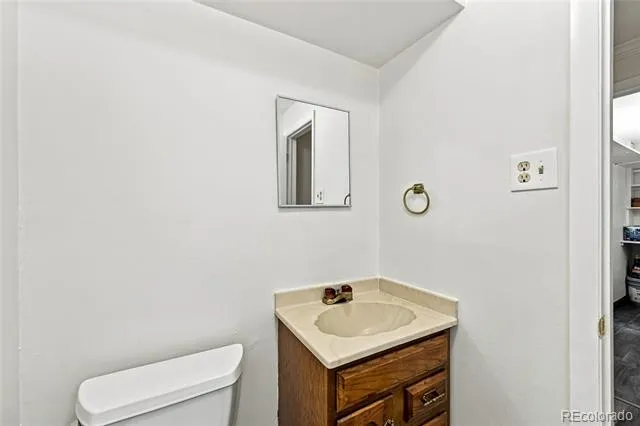 6850 S Downing Circle W Centennial, CO 80122