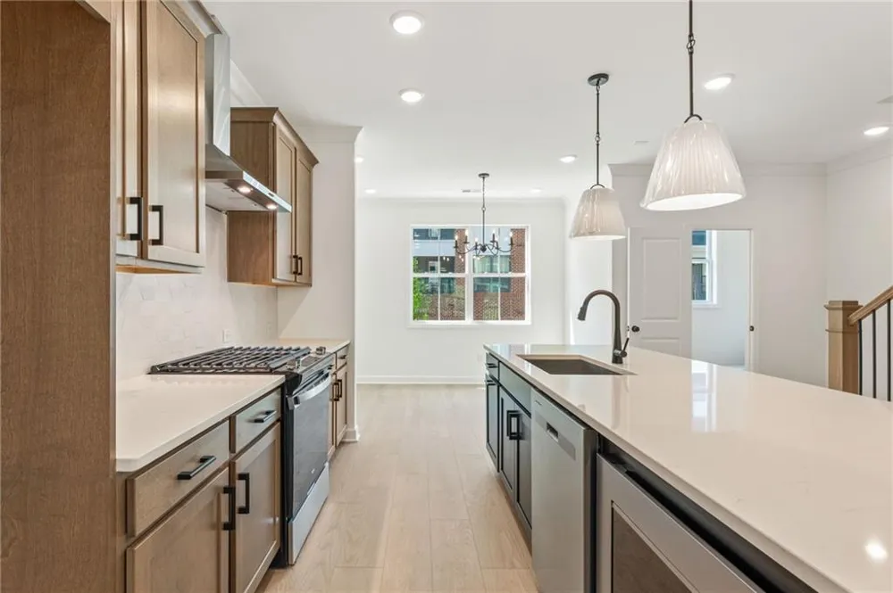 1927 Deco Drive Kennesaw, GA 30144