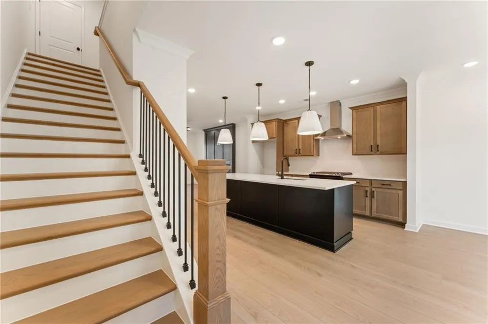 1927 Deco Drive Kennesaw, GA 30144
