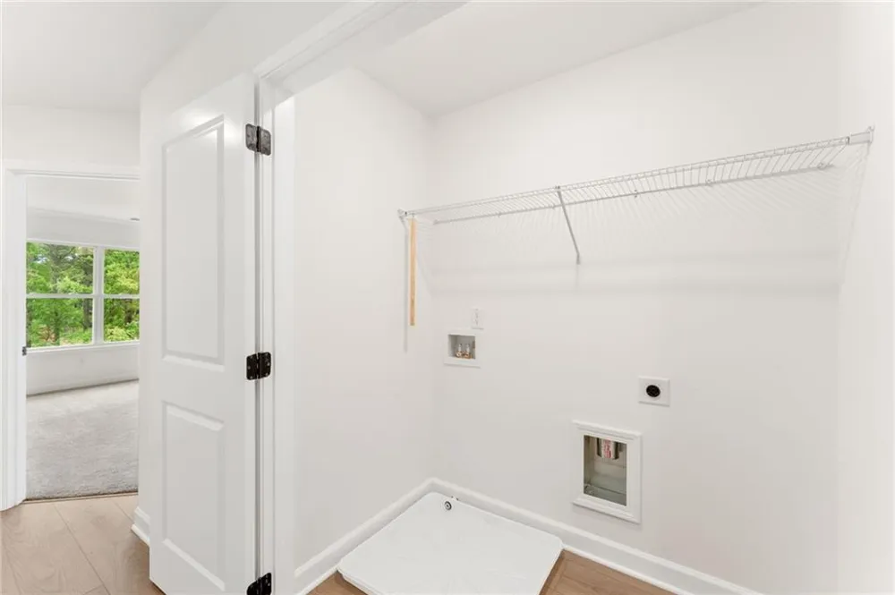 1927 Deco Drive Kennesaw, GA 30144