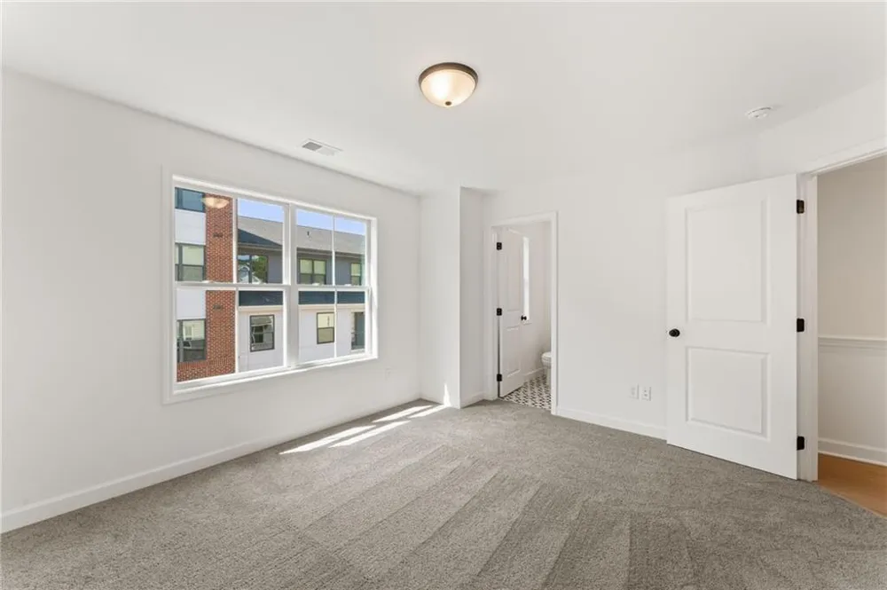 1927 Deco Drive Kennesaw, GA 30144