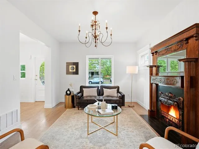 2831 Gaylord Street Denver, CO 80205