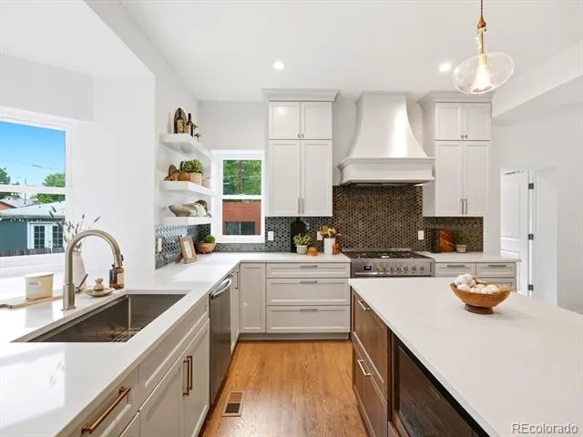 2831 Gaylord Street Denver, CO 80205