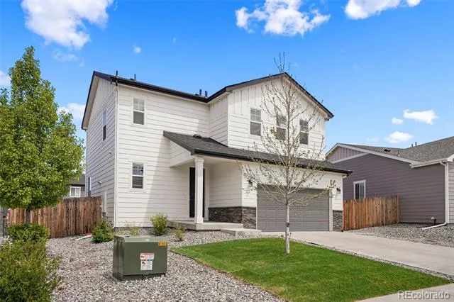 6318 Vista Cliff Loop Castle Rock, CO 80104