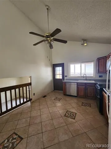 5852 W 75th Place Arvada, CO 80003