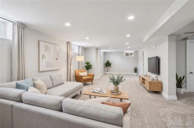 2895 Eudora Street Denver, CO 80207
