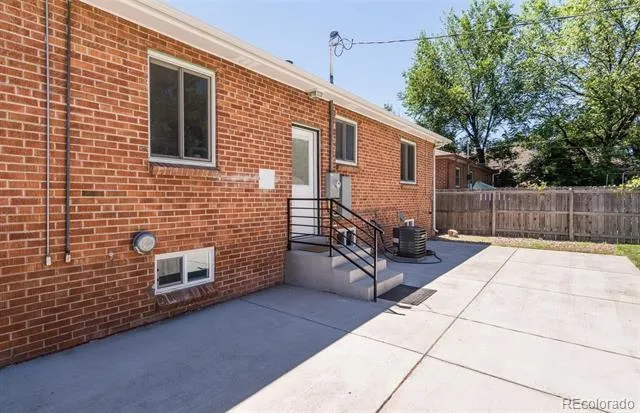 2895 Eudora Street Denver, CO 80207