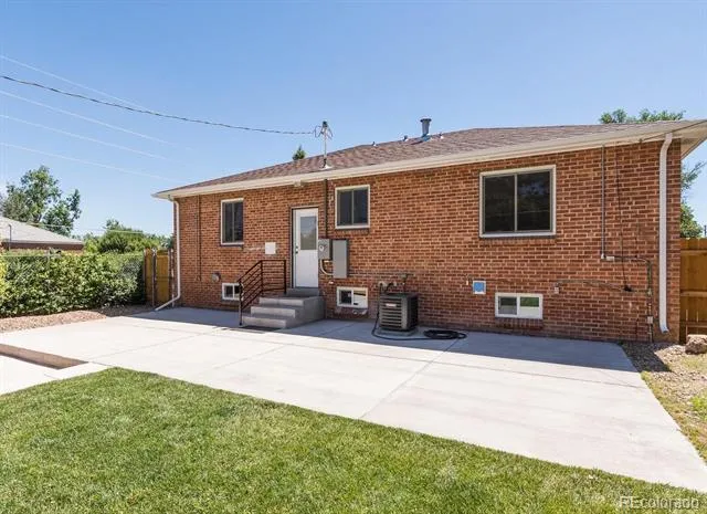 2895 Eudora Street Denver, CO 80207