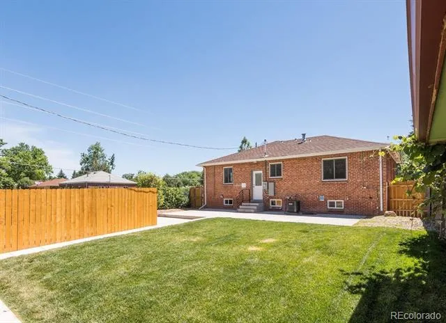2895 Eudora Street Denver, CO 80207