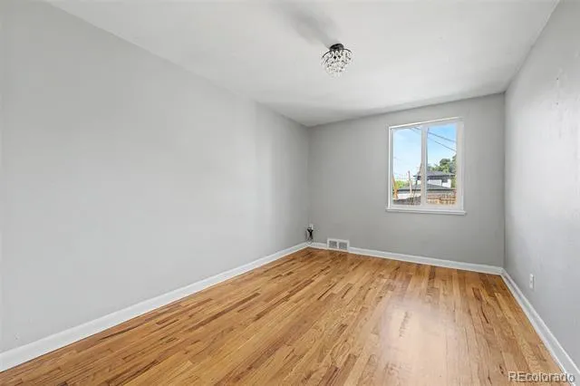 3505 Elizabeth Street Denver, CO 80205