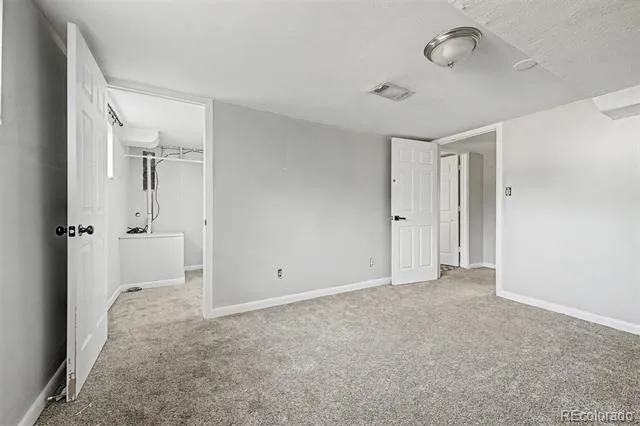 3505 Elizabeth Street Denver, CO 80205