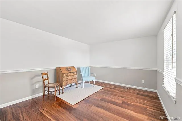 7569 S Ivanhoe Way Englewood, CO 80112