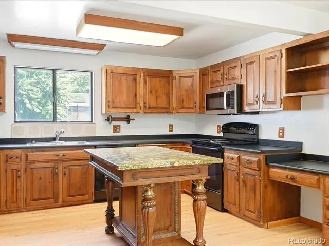 1429 Dean Drive Northglenn, CO 80233