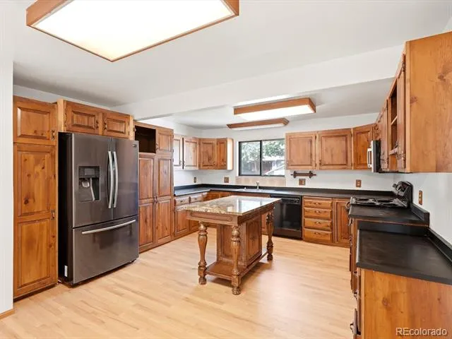 1429 Dean Drive Northglenn, CO 80233