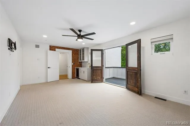 2227 Clarkson Street Denver, CO 80205