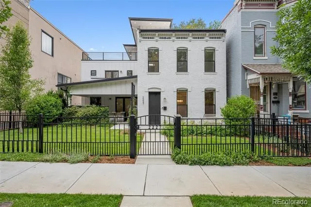 2227 Clarkson Street Denver, CO 80205