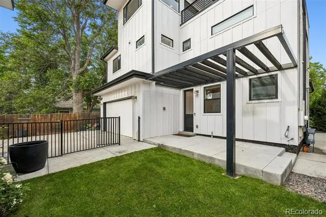 2227 Clarkson Street Denver, CO 80205